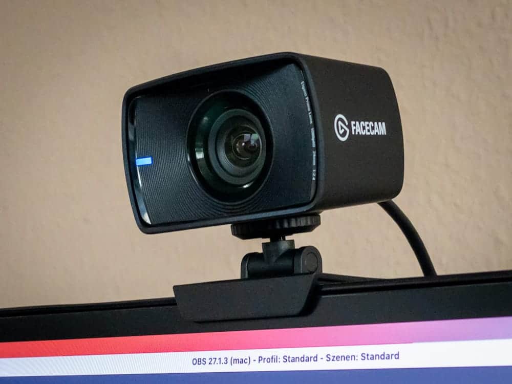 Elgato Facecam auf Monitor